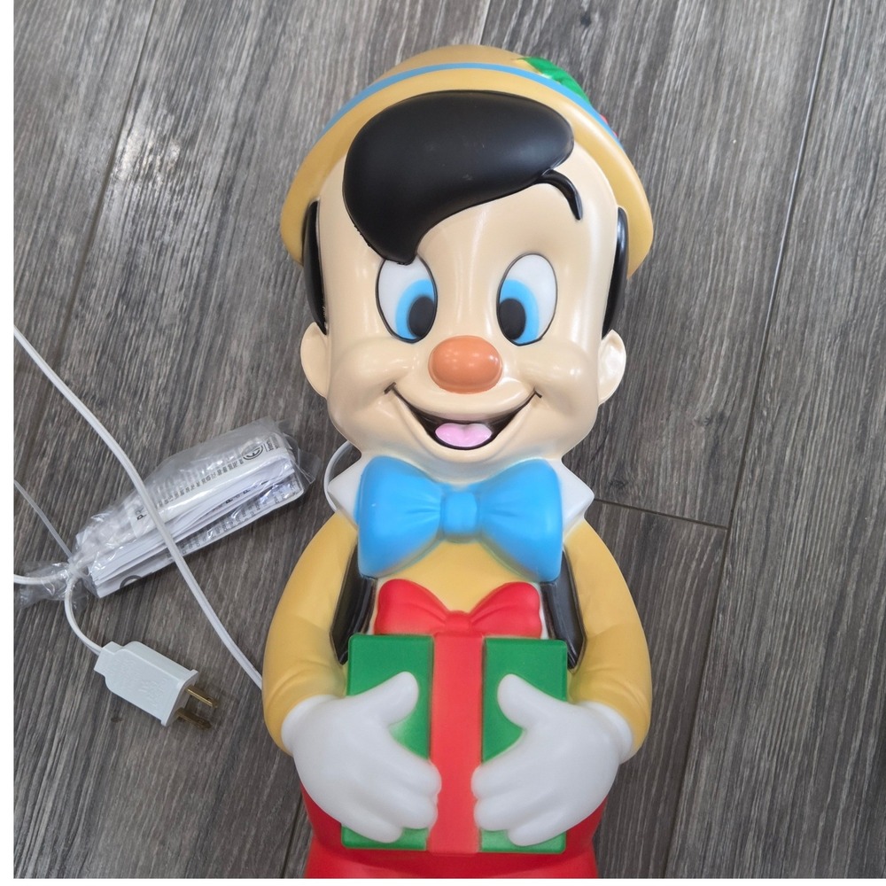 Disney Pinocchio Blow Mold Lamp 21.6 In Christmas Holiday Decor Nostalgic